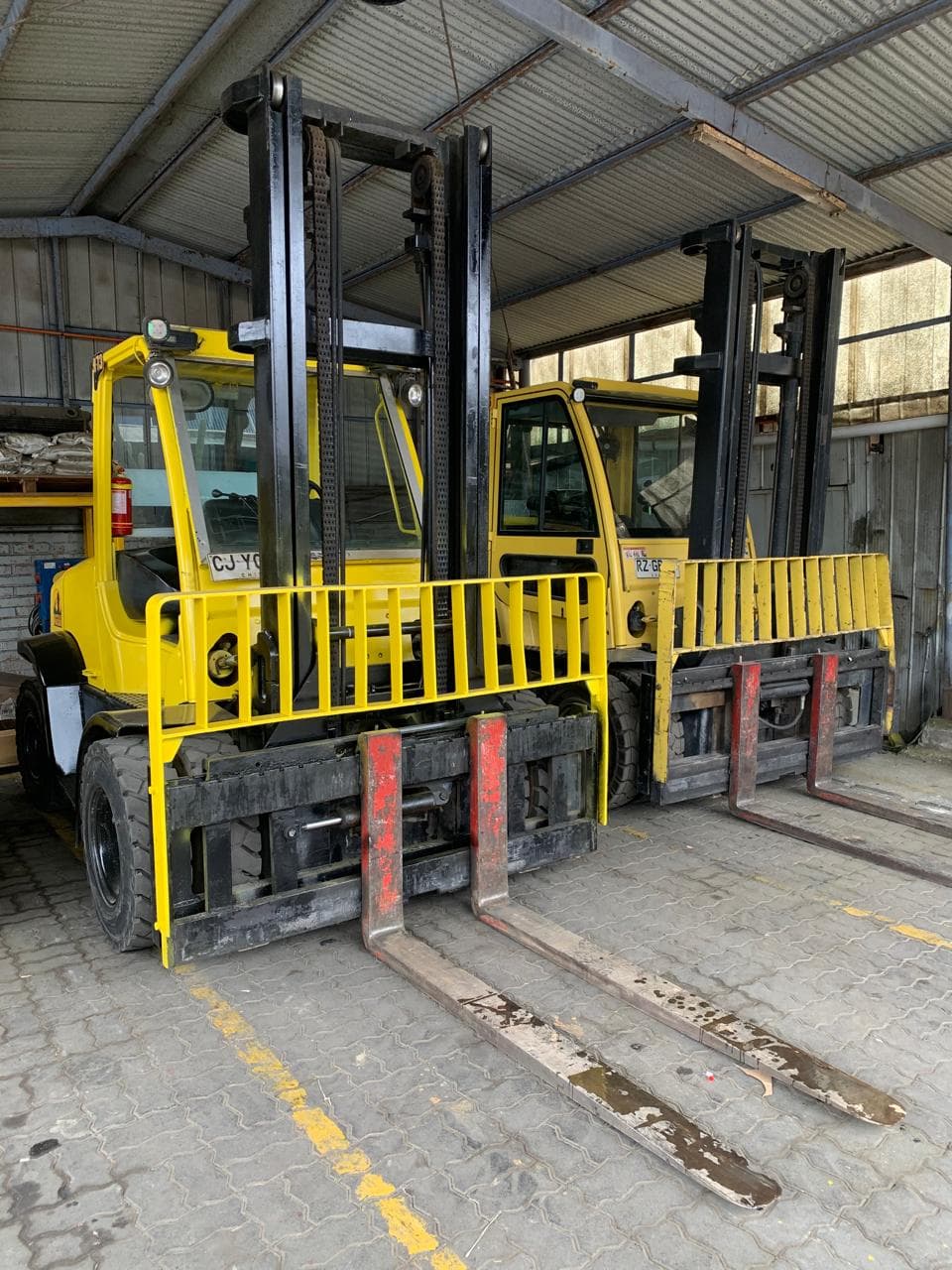 Flota completa de grúas horquilla Hyster de Grúas Paicaví